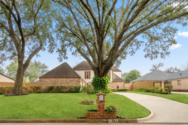 3819 Ridgeview Drive, Missouri City, TX 77459