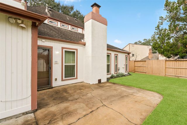 3819 Ridgeview Drive, Missouri City, TX 77459