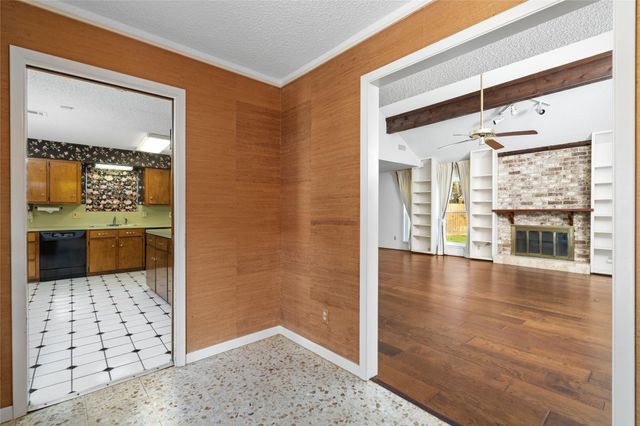 3819 Ridgeview Drive, Missouri City, TX 77459