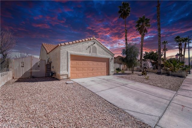 5036 Golfridge Drive, Las Vegas, NV 89130