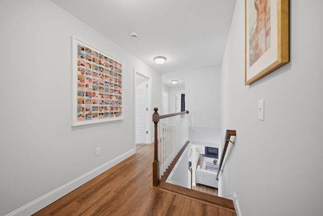 12 Sandybrook Drive, Raymond, NH 03077