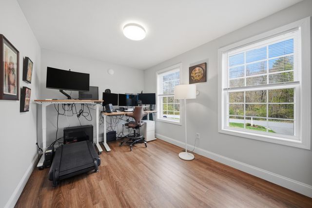 12 Sandybrook Drive, Raymond, NH 03077
