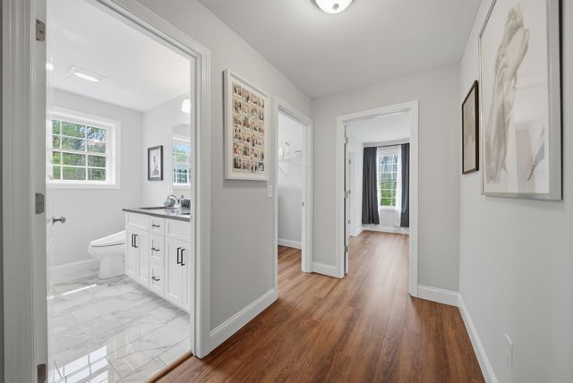 12 Sandybrook Drive, Raymond, NH 03077