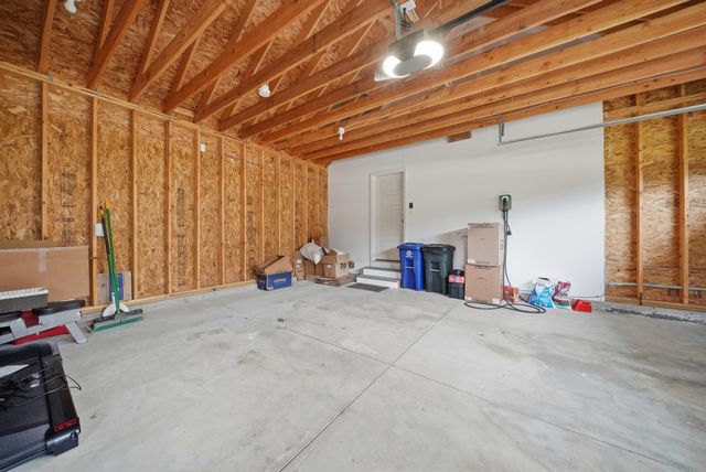 12 Sandybrook Drive, Raymond, NH 03077