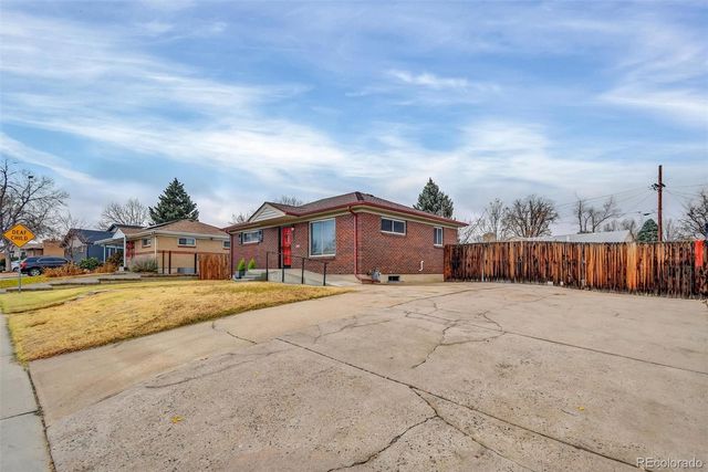 201 E 108th Avenue, Northglenn, CO 80233