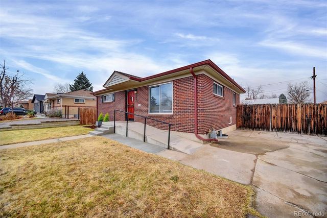 201 E 108th Avenue, Northglenn, CO 80233