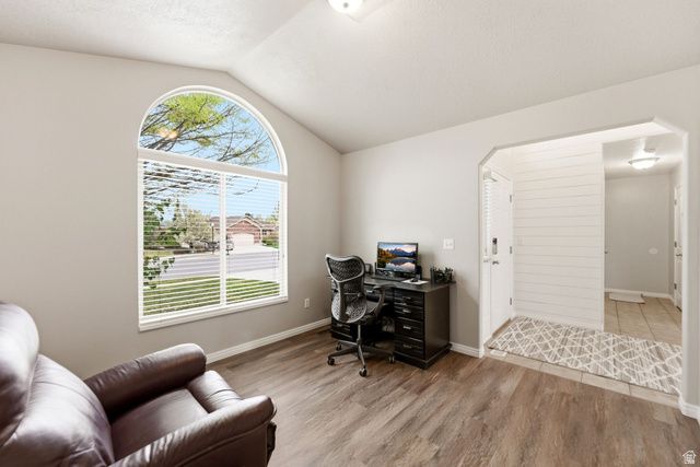 2071 W 2200 S, Syracuse, UT 84075