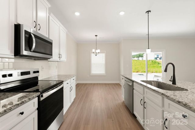 104 Tradesmen Trail, Troutman, NC 28166