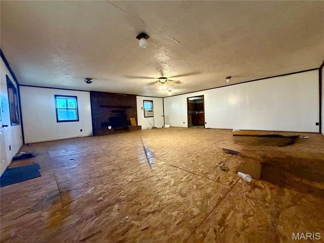 902 Ripley 160E-8, Doniphan, MO 63935