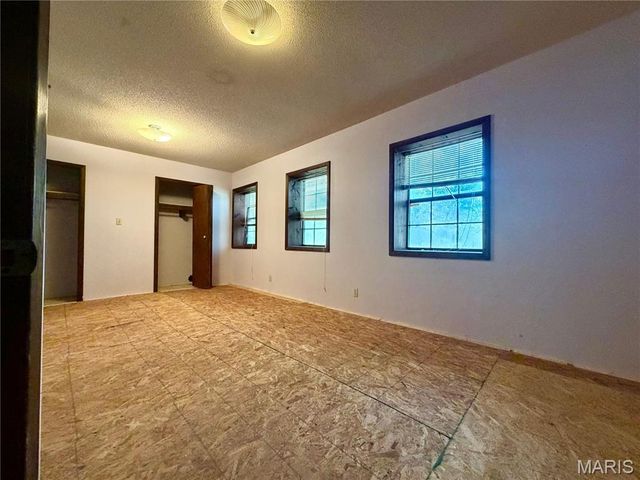 902 Ripley 160E-8, Doniphan, MO 63935