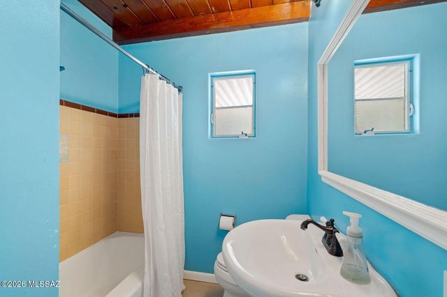 3260 N Anderson Drive, Tucson, AZ 85716