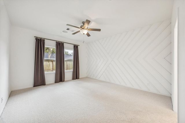 215 Freeman Boulevard, West Columbia, TX 77486