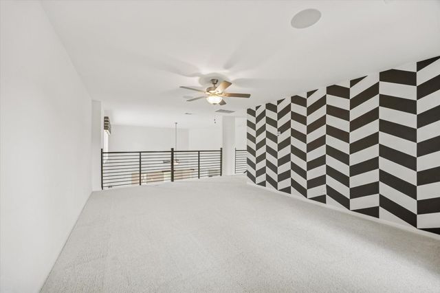 215 Freeman Boulevard, West Columbia, TX 77486