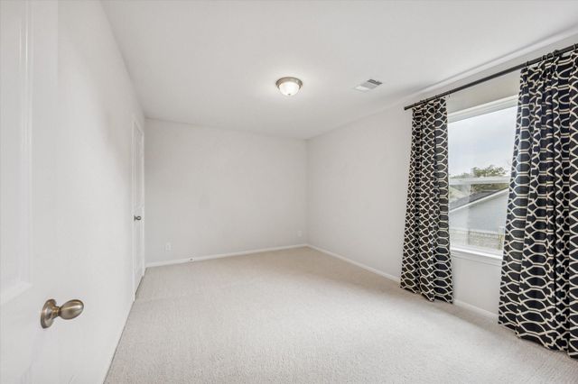 215 Freeman Boulevard, West Columbia, TX 77486