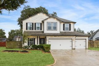 215 Freeman Boulevard, West Columbia, TX 77486