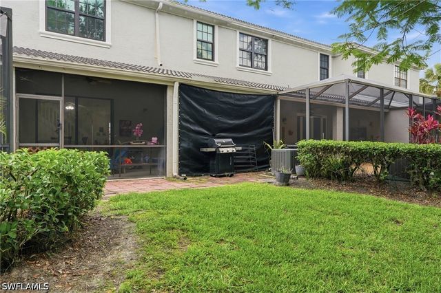 15208 Summit Place CIR, Naples, FL 34119