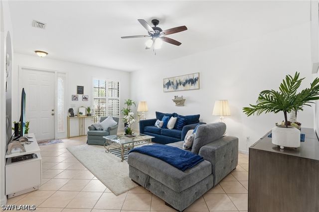 15208 Summit Place CIR, Naples, FL 34119