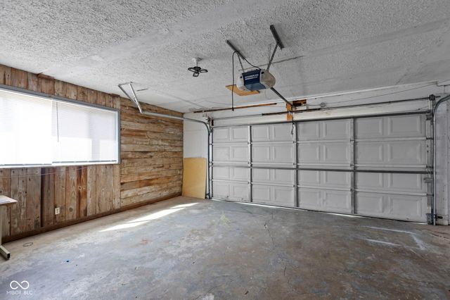 8390 E Us Highway 36, Avon, IN 46123