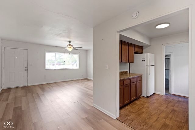 8390 E Us Highway 36, Avon, IN 46123