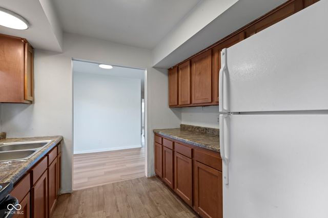 8390 E Us Highway 36, Avon, IN 46123