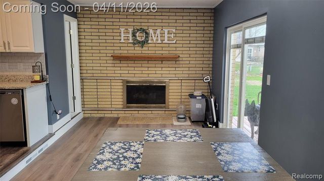 39370 Donald Street, Livonia, MI 48154