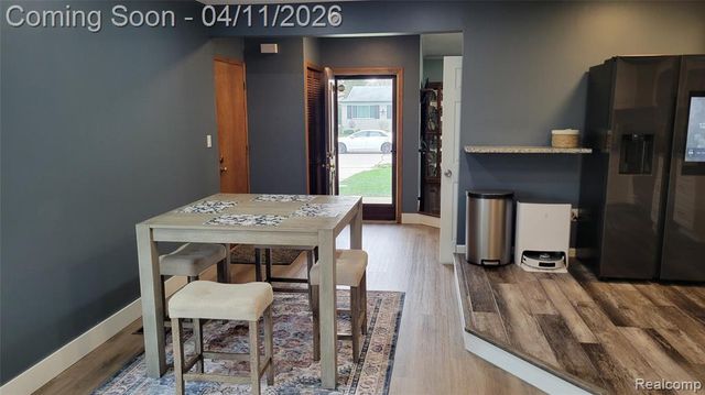 39370 Donald Street, Livonia, MI 48154