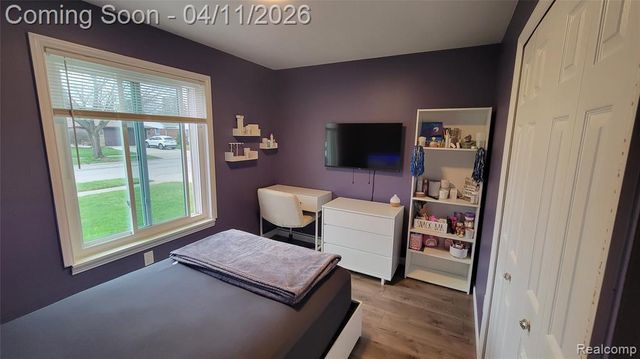 39370 Donald Street, Livonia, MI 48154