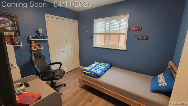 39370 Donald Street, Livonia, MI 48154