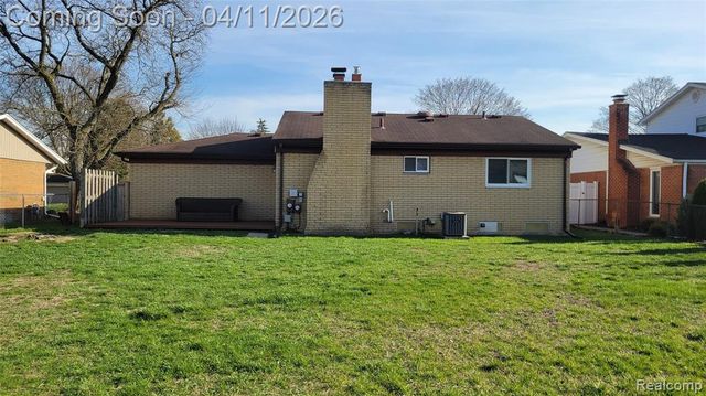 39370 Donald Street, Livonia, MI 48154