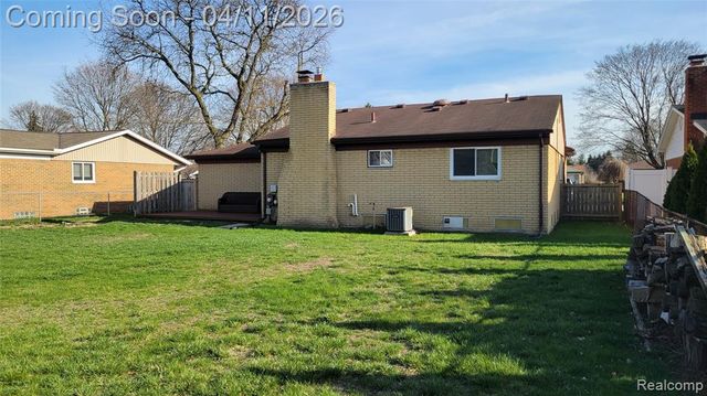 39370 Donald Street, Livonia, MI 48154