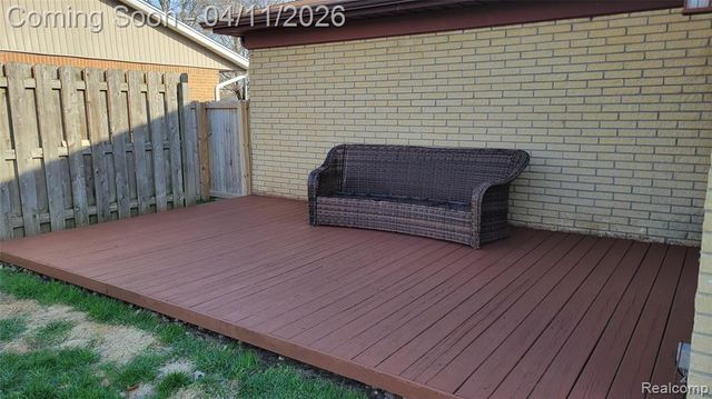 39370 Donald Street, Livonia, MI 48154