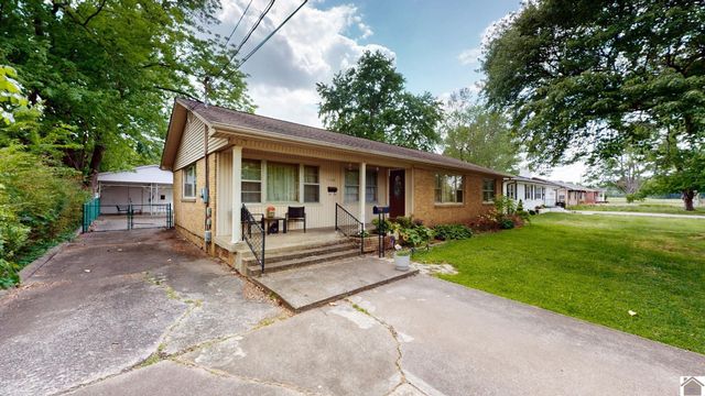 1709 Farmer Avenue, Murray, KY 42071
