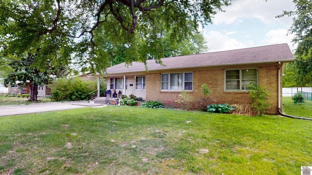 1709 Farmer Avenue, Murray, KY 42071