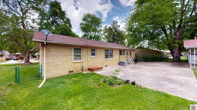 1709 Farmer Avenue, Murray, KY 42071