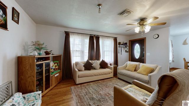 1709 Farmer Avenue, Murray, KY 42071