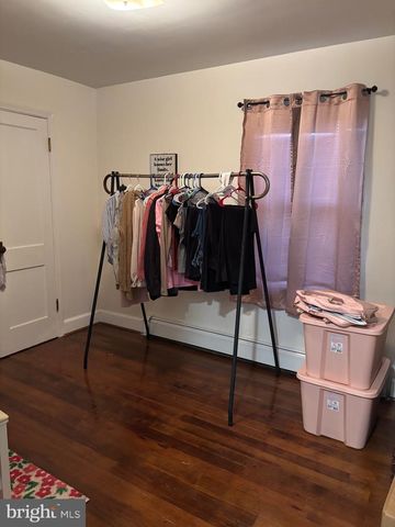 104 E WASHINGTON ST, Remington, VA 22734