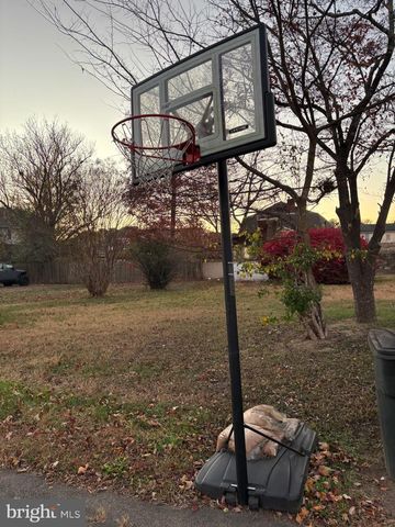 104 E WASHINGTON ST, Remington, VA 22734