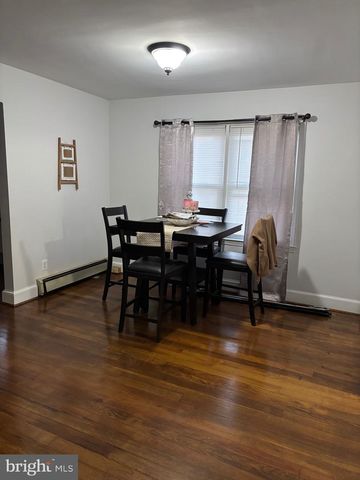 104 E WASHINGTON ST, Remington, VA 22734