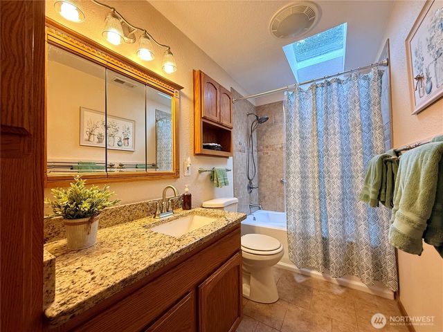 31808 Hinkleman Road S, Roy, WA 98580