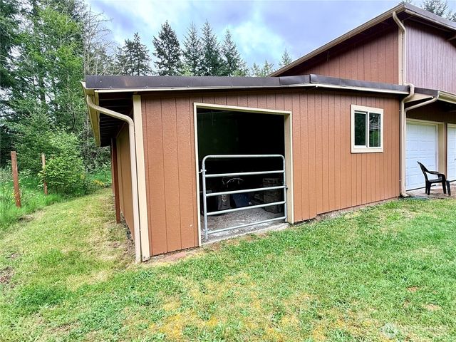 31808 Hinkleman Road S, Roy, WA 98580