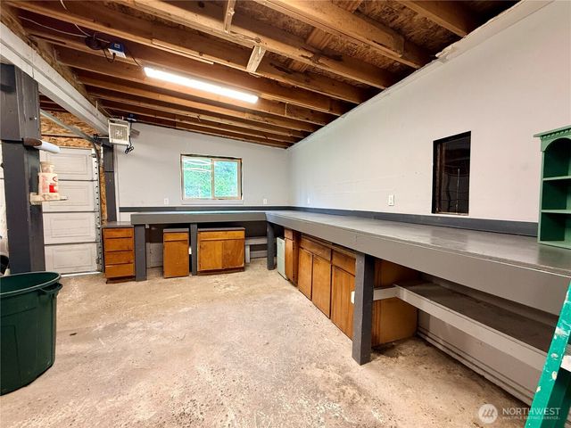31808 Hinkleman Road S, Roy, WA 98580