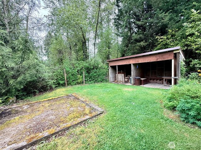 31808 Hinkleman Road S, Roy, WA 98580