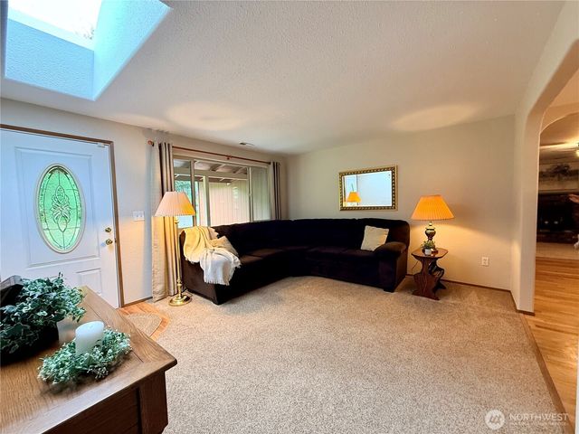 31808 Hinkleman Road S, Roy, WA 98580