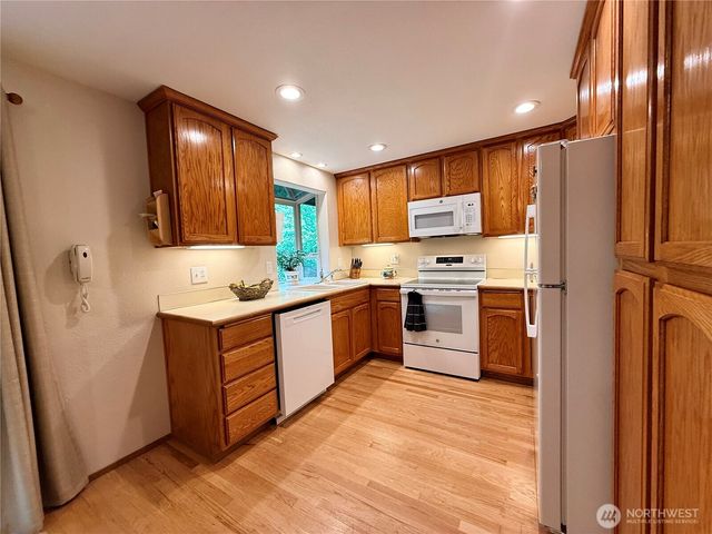 31808 Hinkleman Road S, Roy, WA 98580