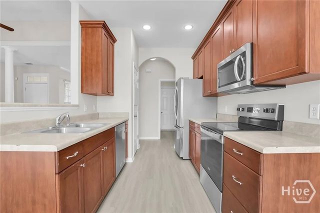 218 Willow Point Lane, Port Wentworth, GA 31407