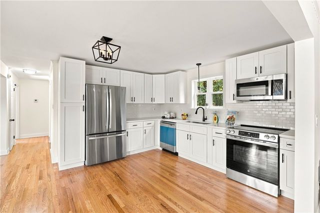84 Elmcroft Avenue, Providence, RI 02909