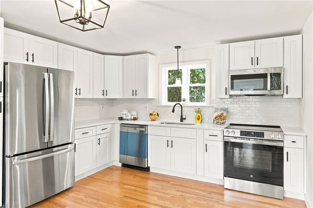 84 Elmcroft Avenue, Providence, RI 02909