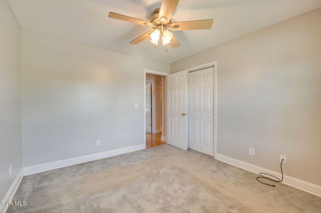 206 Persimmon Lane, Jonesborough, TN 37659