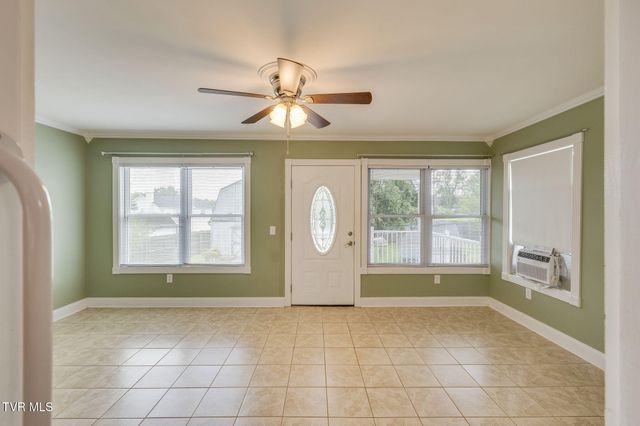 206 Persimmon Lane, Jonesborough, TN 37659