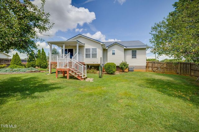206 Persimmon Lane, Jonesborough, TN 37659